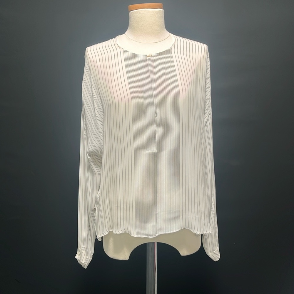 Vince long sleeve white and black striped blouse M